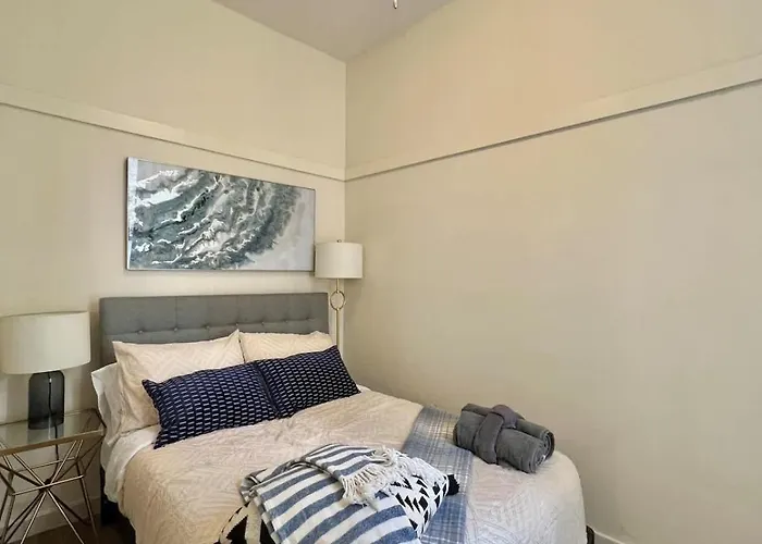 Apartment Elegant 3br River North Escape L Free Parking *